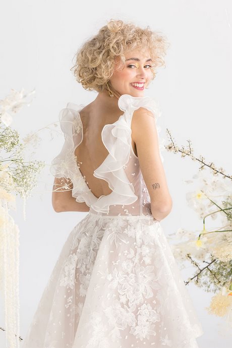 Robe de mariée courte 2021