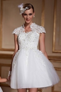 Petite robe de mariée courte