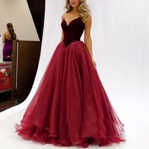 Robe bal de promo rouge