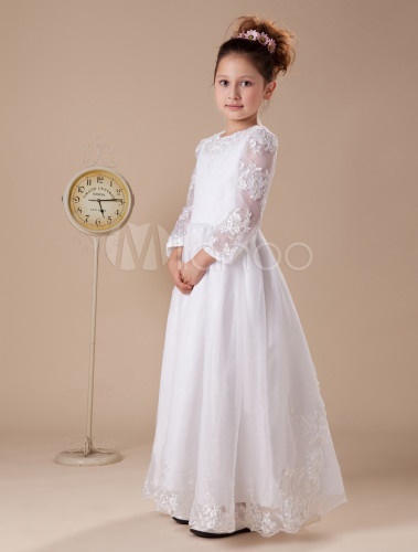 Robe communion dentelle