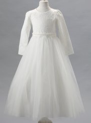 Robe communion moderne