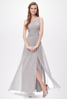 Robe grise pour un mariage