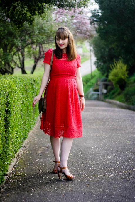 Robe rouge midi