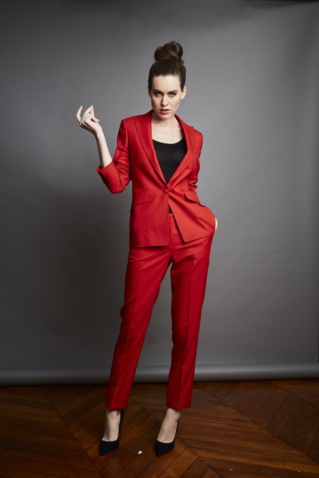 Tailleur femme rouge