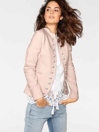 Tailleur moderne pour femme