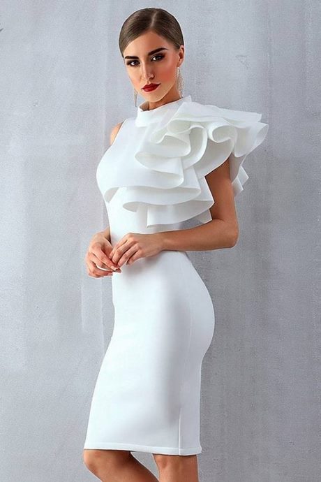 Robe blanche manche