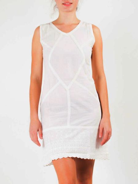 Robe blanche manches