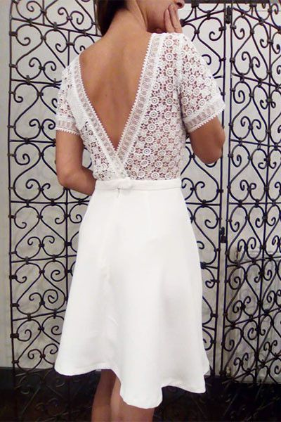 Robe blanche patineuse dentelle