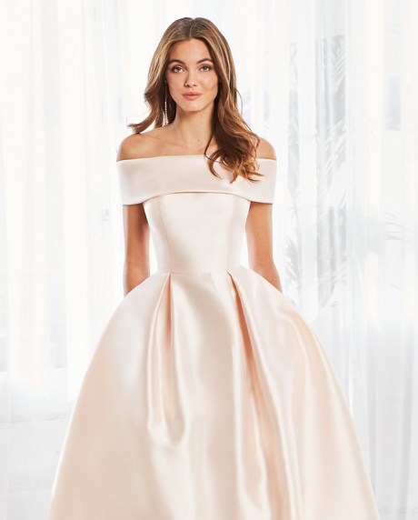 Robe de soirée courte chic 2020