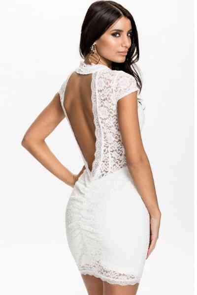 Robe en dentelle blanche pas cher