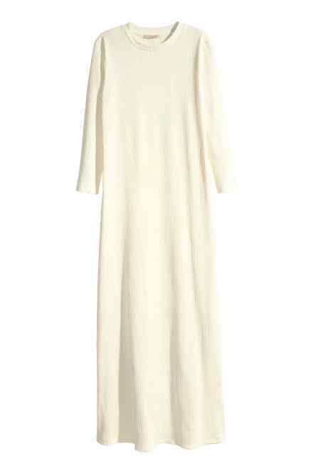 Robe longue blanche hiver