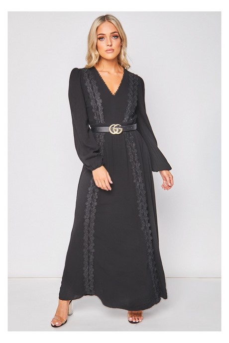 Robe longue noir et rouge