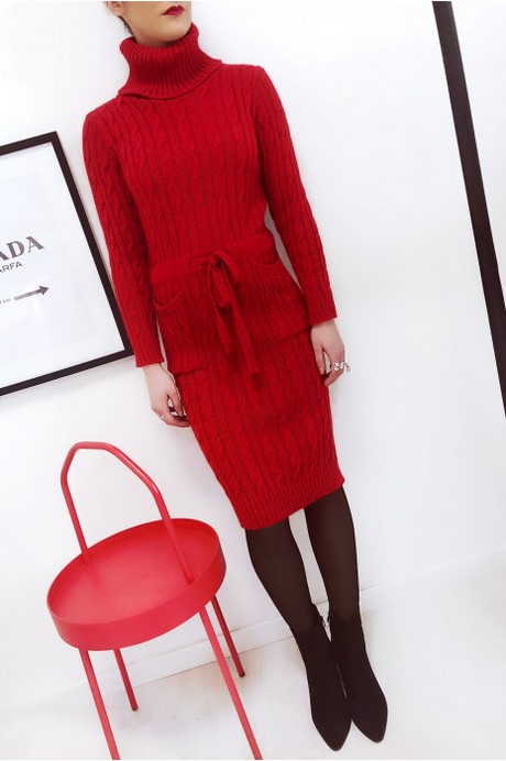 Robe rouge pull