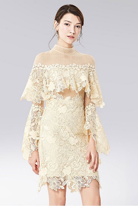 Robe soirée beige dentelle