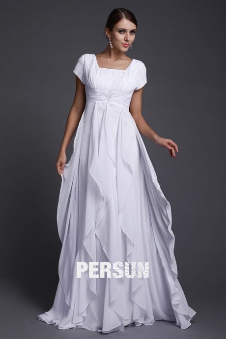 Robe très longue blanche