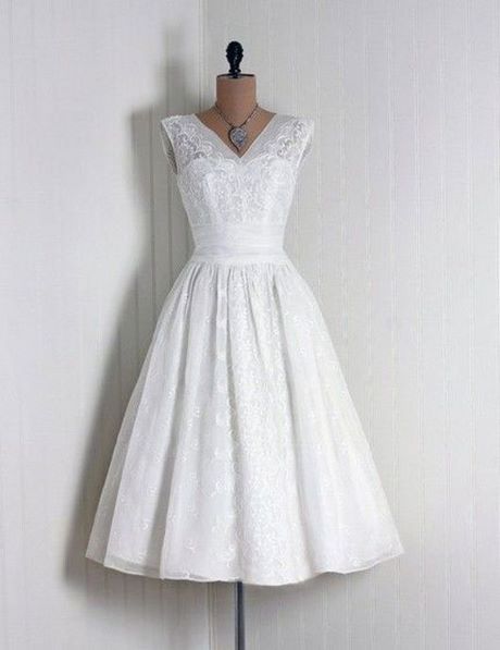 Robe vintage blanche dentelle