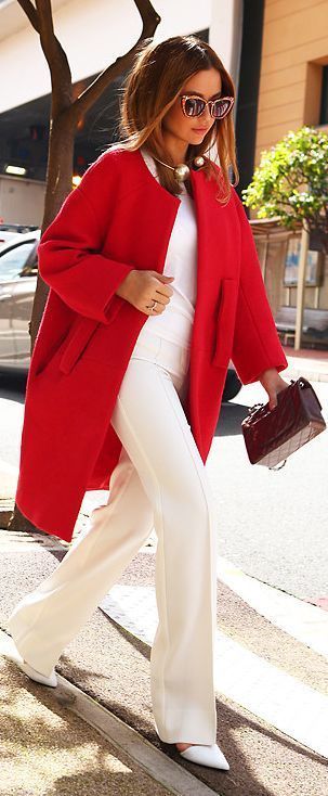 Tenue rouge et blanc femme