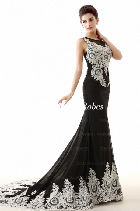 Tres jolie robe de soiree