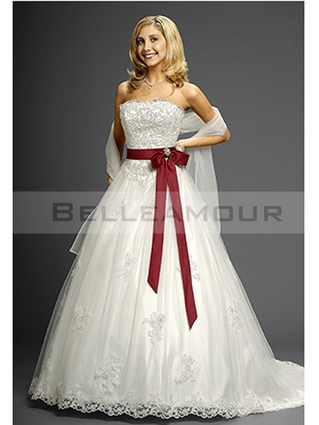 Robe mariee blanche et rouge