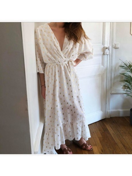 Robe longue blanche et dorée