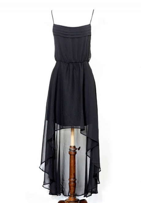 Robe noir voile