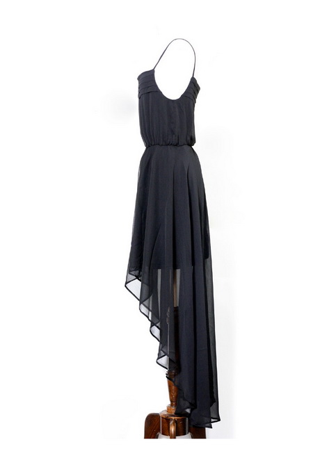 Robe noir voile