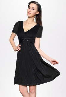 Robe noire manche courte