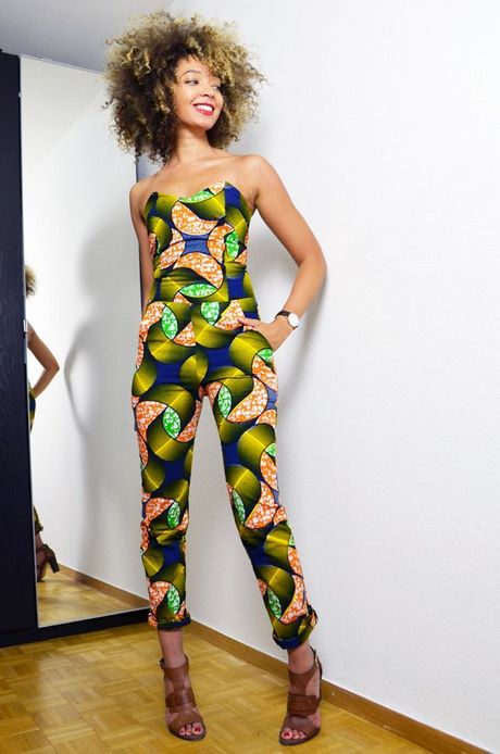 Model de tenue africaine
