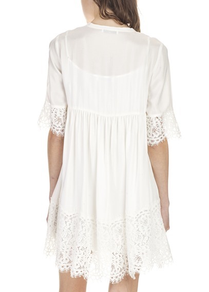 Robe blanche fluide femme