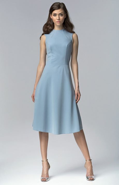 Robe bleu pastel