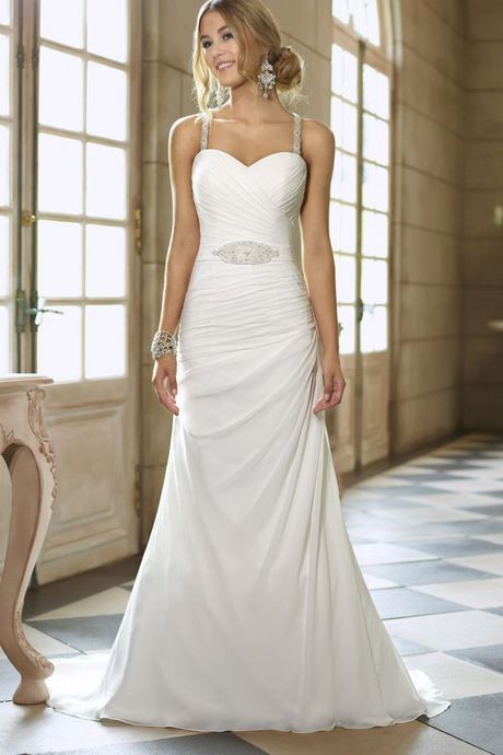 Robe de mariée simple et chic