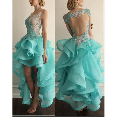 Robe de soirée courte et longue derriere