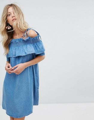 Robe en jean à volants