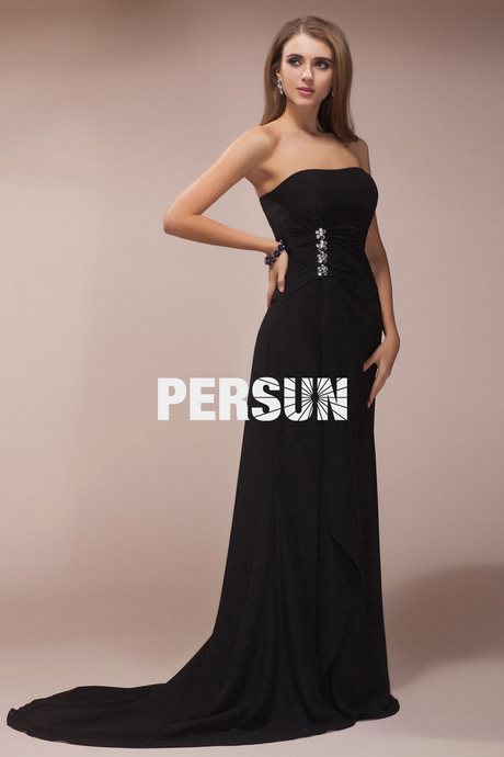 Robe longue noire simple