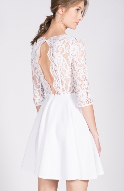 Robe blanche haut dentelle