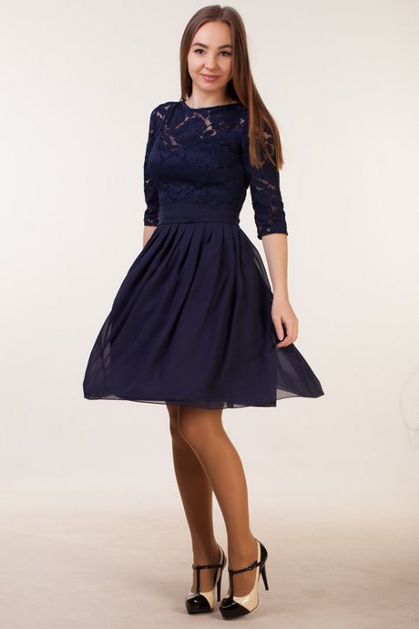 Robe bleu marine avec dentelle