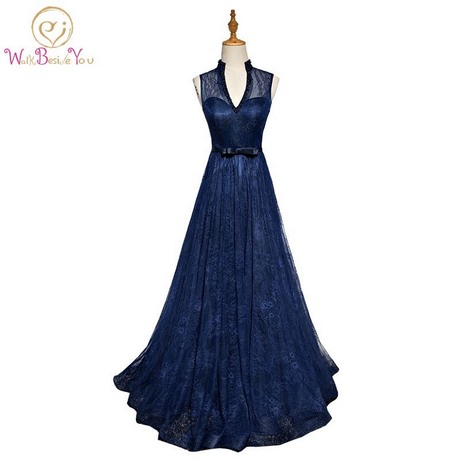 Robe bleu marine avec dentelle