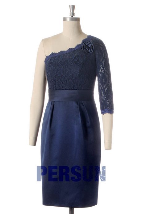 Robe cocktail dentelle bleue