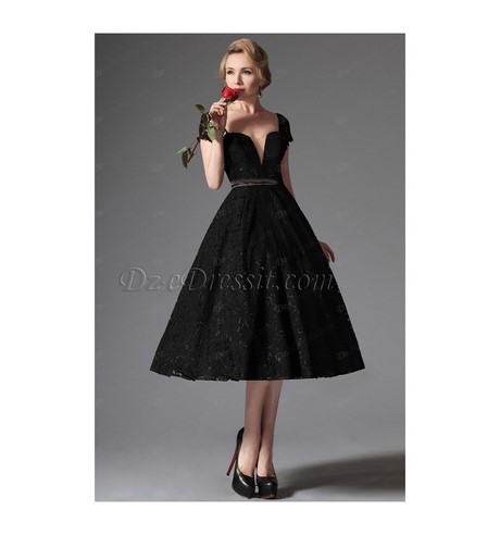 Robe cocktail dentelle courte