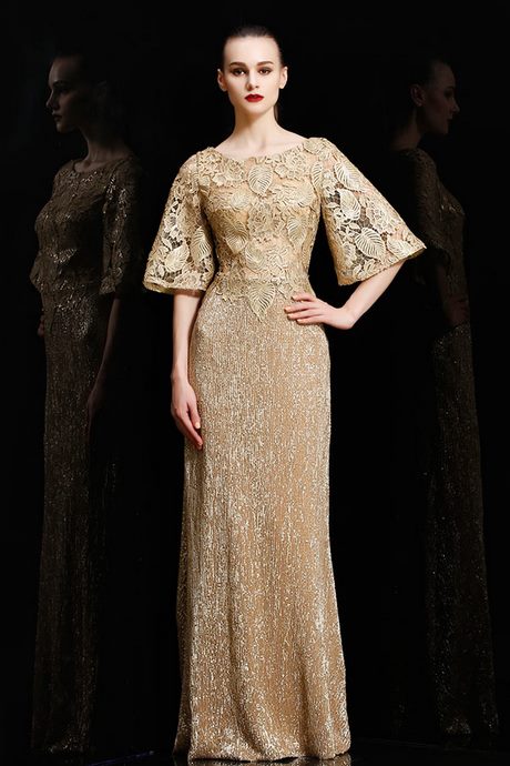 Robe de dentelle longue