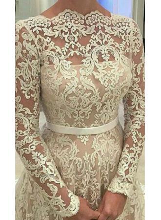 Robe dentelle beige longue