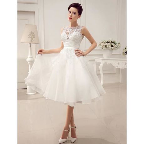 Robe dentelle blanche dos nu