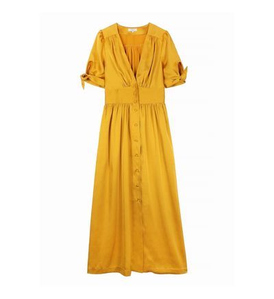 Robe jaune en dentelle