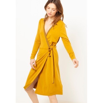 Robe jaune habillee