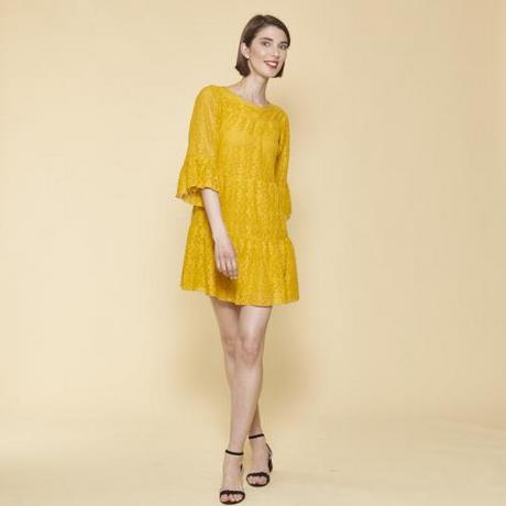 Robe jaune habillee