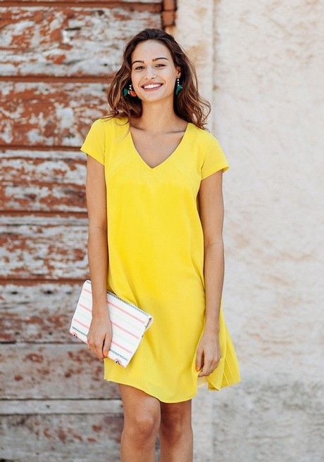 Robe jaune habillee