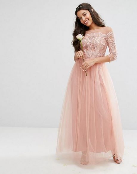 Robe longue en dentelle rose