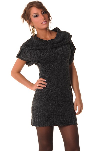 Robe pull manches courtes