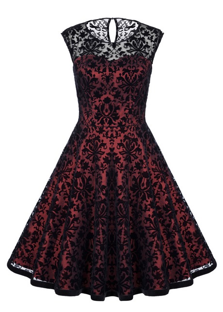 Robe rouge et noir dentelle