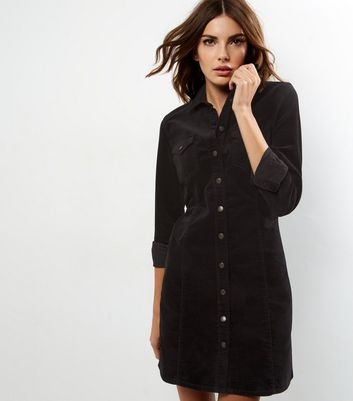 Robe chemise noire manches longues